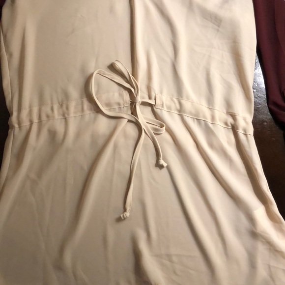 *NWT* V-neck tie waist tunic top - Picture 4 of 7